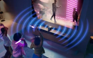 LG CineBeam S cria cinema 4K RGB de 100 polegadas em qualquer parede