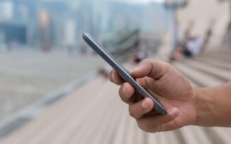 Sucesso do iPhone 17 fez venda global de celulares aumentar em 2025